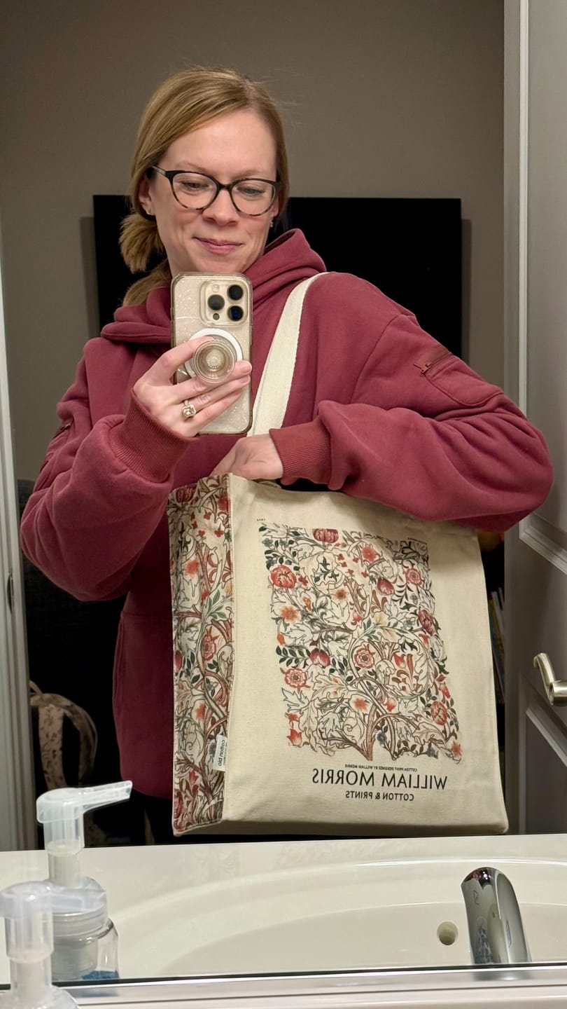 Customer photo review of William Morris "Red Rose" - Tote Bag