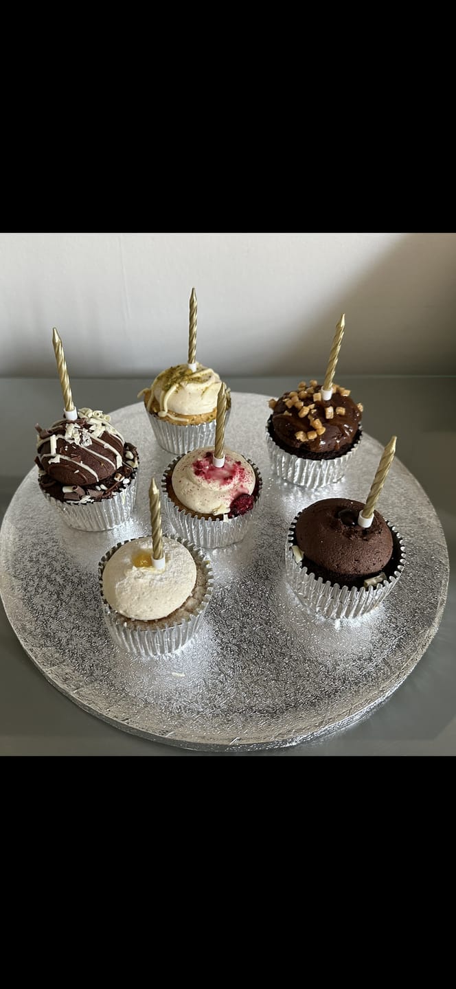 Customer photo review of Mixed Box of Cupcakes - Delivered To Your Door