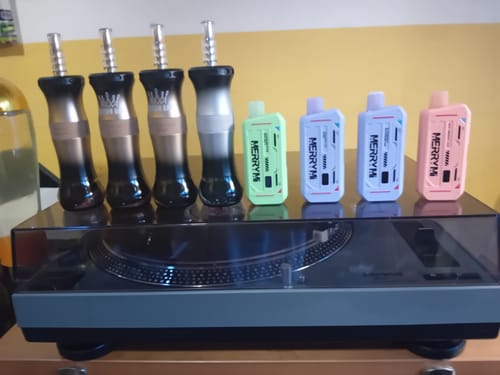 Customer photo review of Al Fakher Crown Bar -  E-Hose X 60K - 0.6% de nicotine - Puff Jetable / Vape Disposable / Hookah