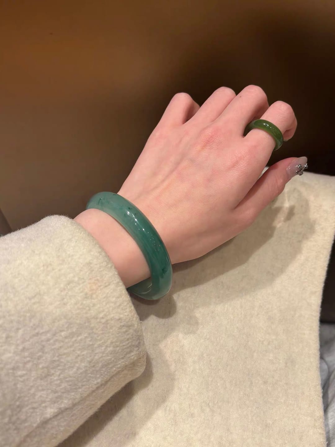 Customer photo review of Mountain Mist African Jade Bangle