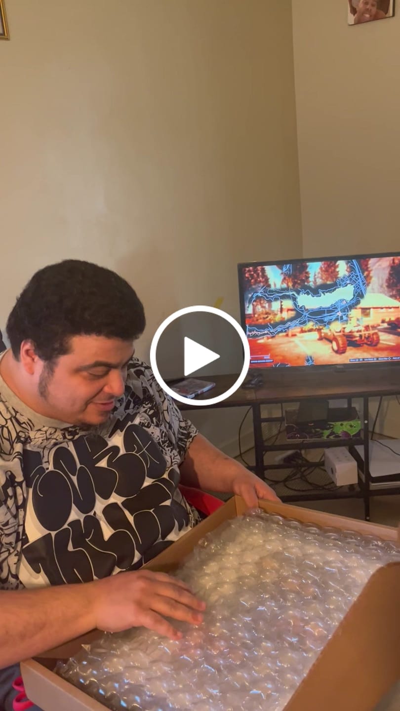 Customer video review of Custom Family Photo Portrait