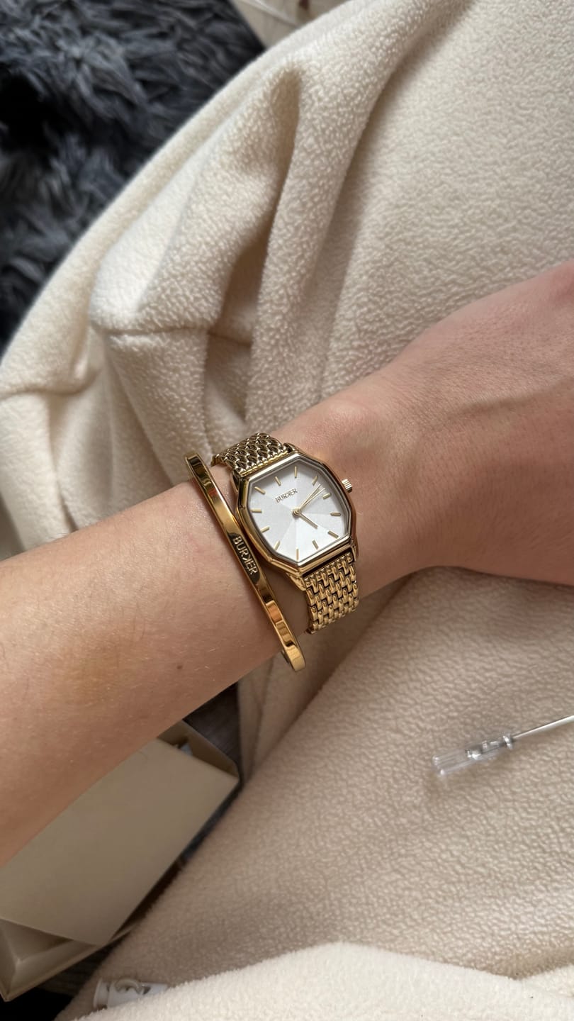 Customer photo review of Julia Gold White