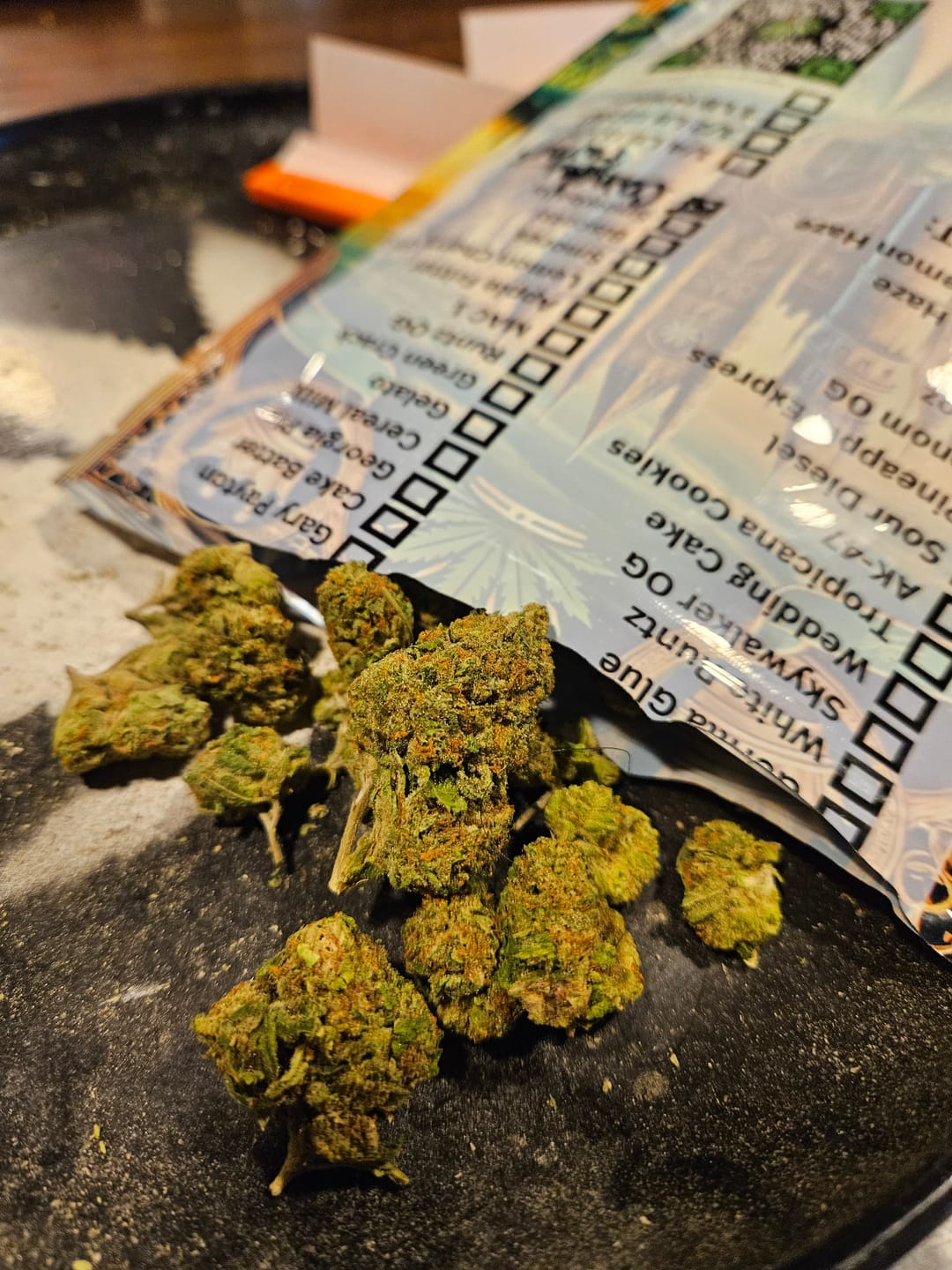 Customer photo review of Candy Fumes Light Assist THCA