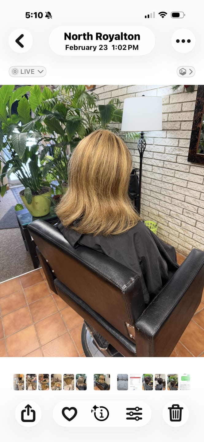 Customer photo review of Susan ︳Human Hair Topper With Bang For Women, 6-20", 10*12cm Base All Shades