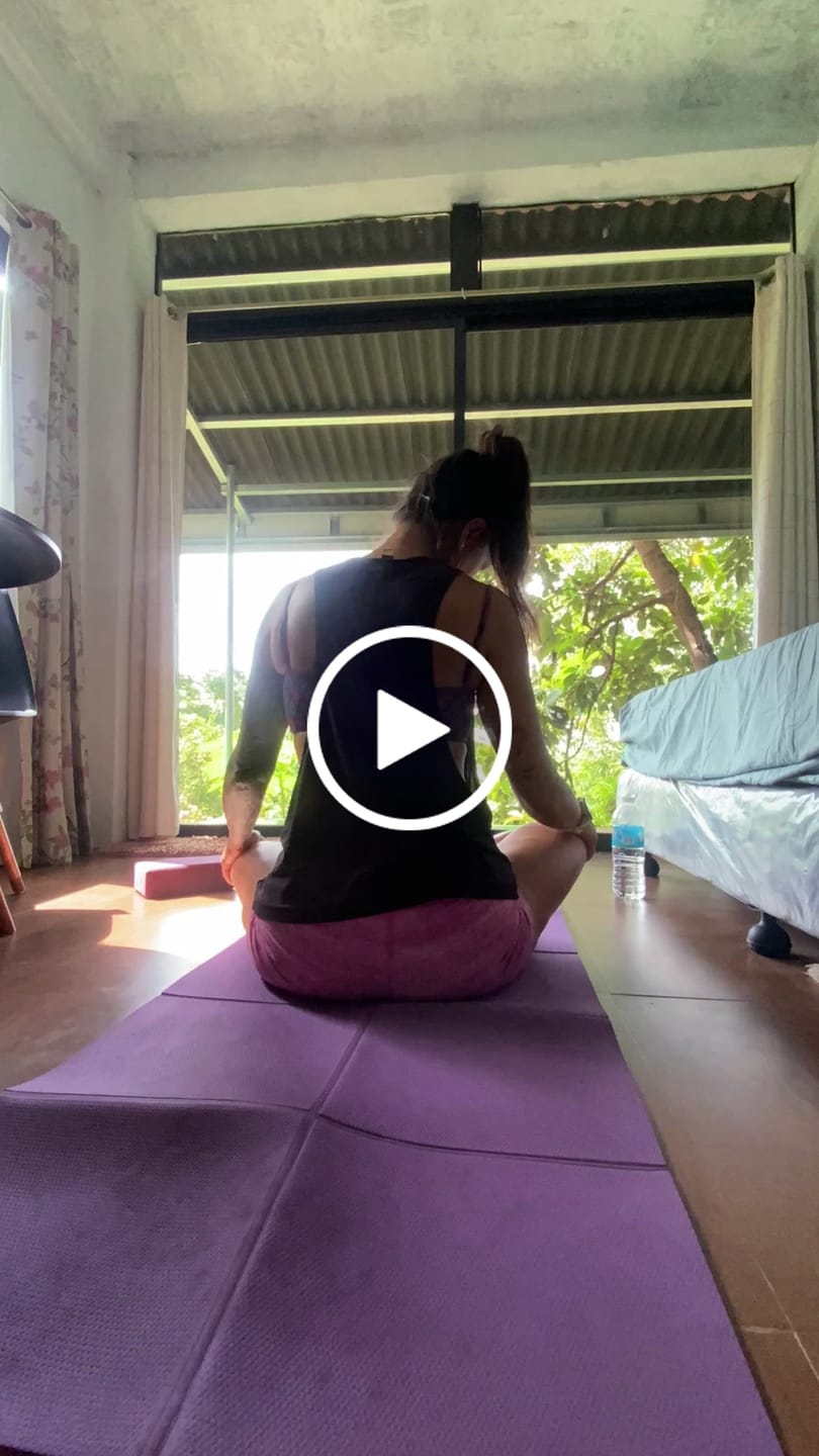 Customer video review of Tapete Funcional em TPE 6mm