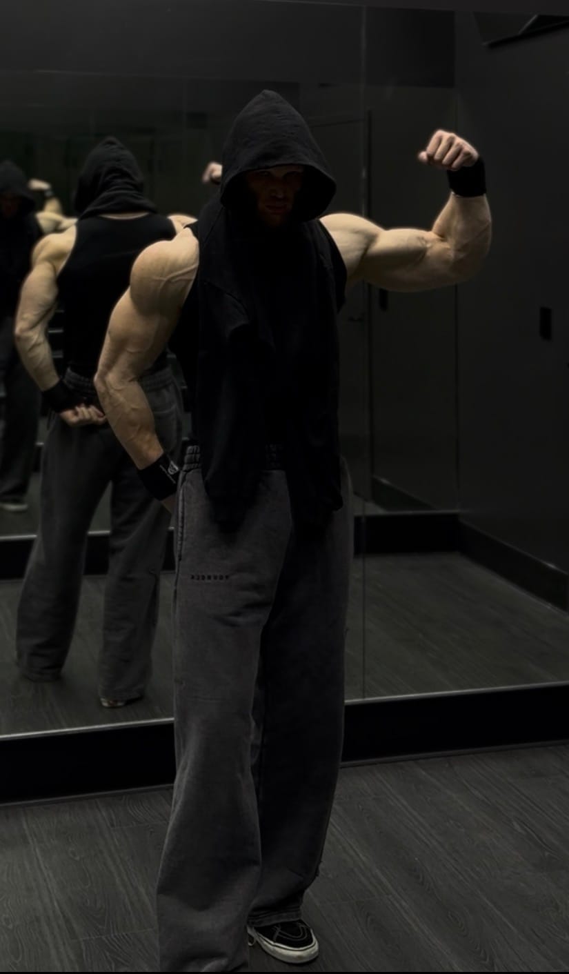 Customer photo review of 2099 - Batman Stealth Sweats