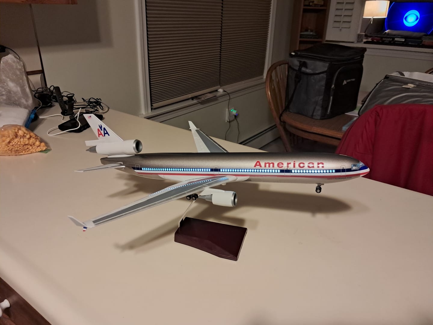 Customer photo review of MD-11 American Airlines 1:130 – 47 cm / 18.5 in – ABS Resin – Optional LED Lights