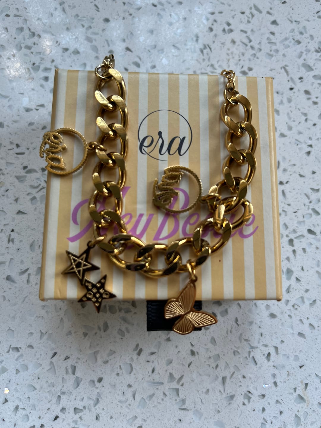 Customer photo review of Gold Era Logo Hoops