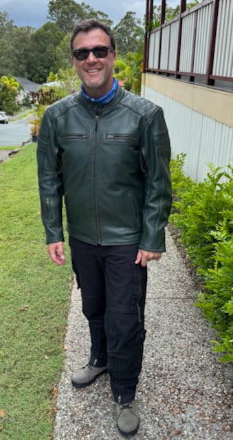 Customer photo review of *NEW* 'ol Bobber' | British Racing Green Classic Leather Motorbike Jacket *LIMITED EDITION*