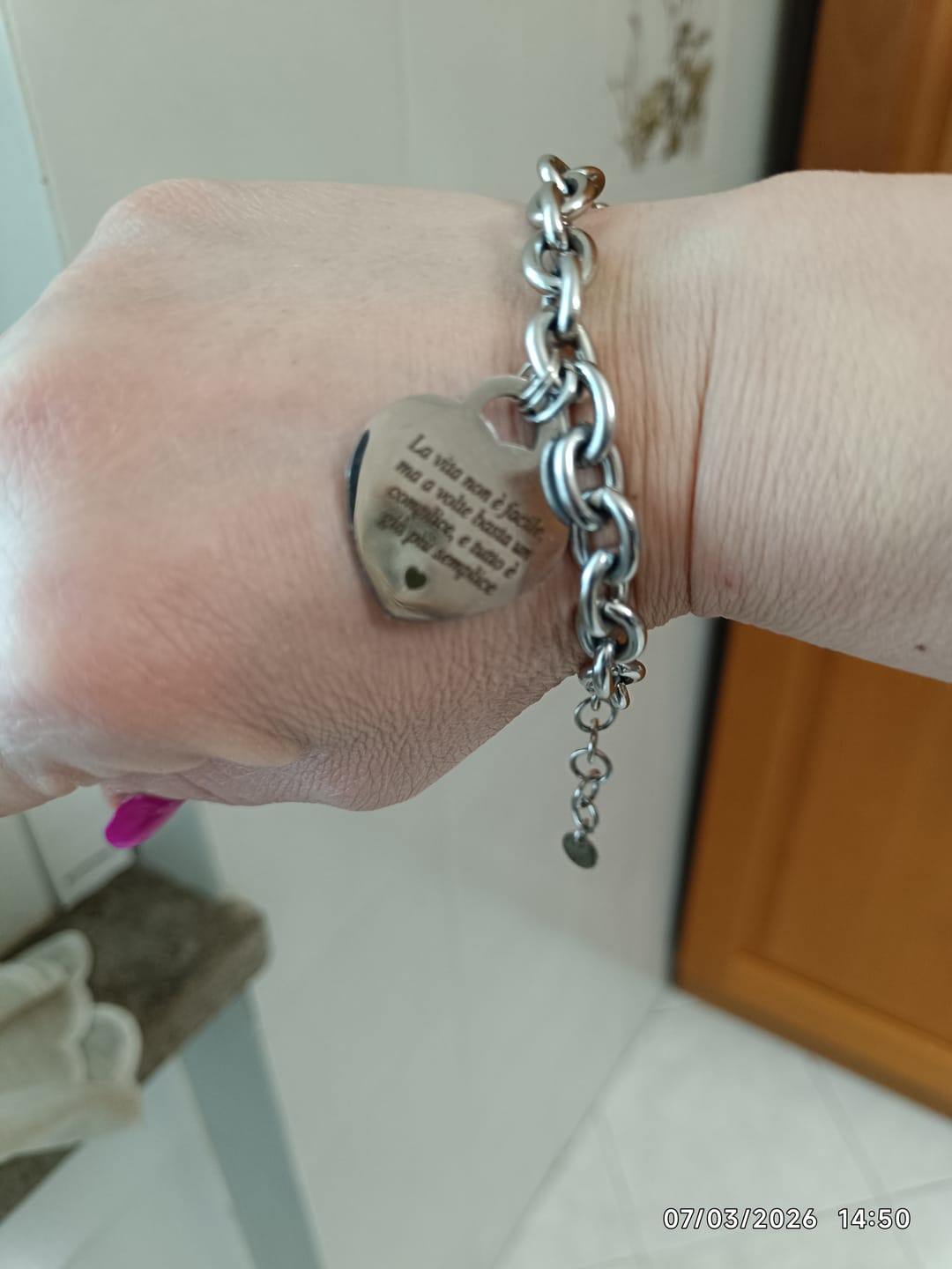 Customer photo review of My Love Tag ✦ Bracciale Catena con Tag Cuore Personalizzabile