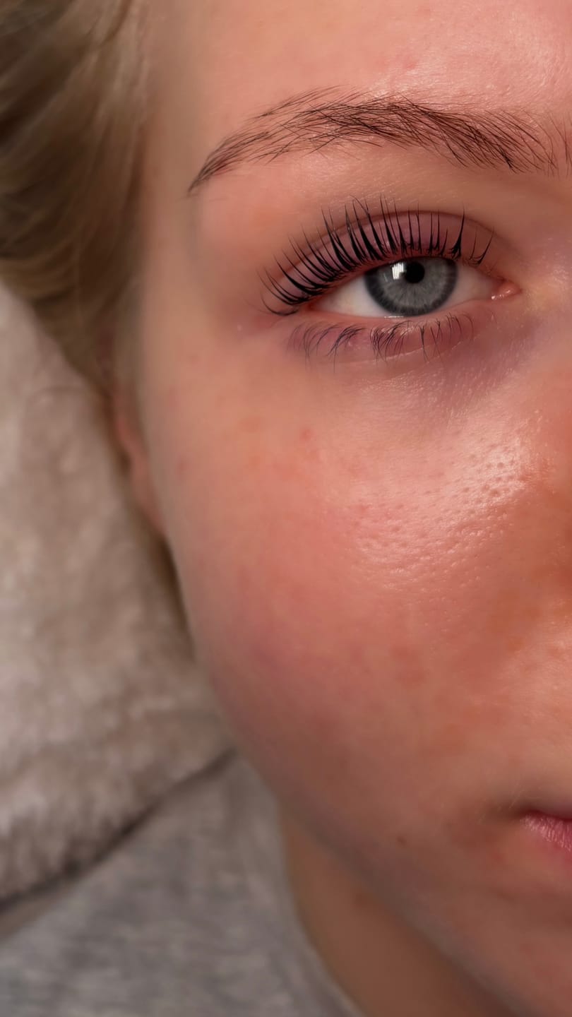 Customer photo review of Deluxe Lash & Brow Balm *PRE-ORDER*