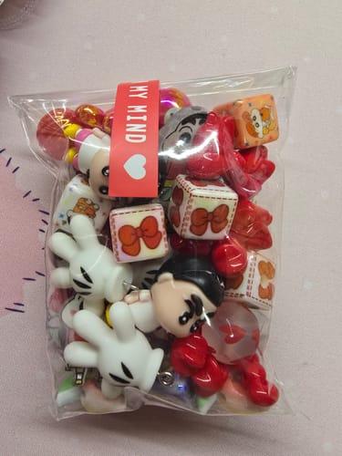 Customer photo review of Acrylic beads-Crayon Shin (for phone chains, beadable pens, keychains)