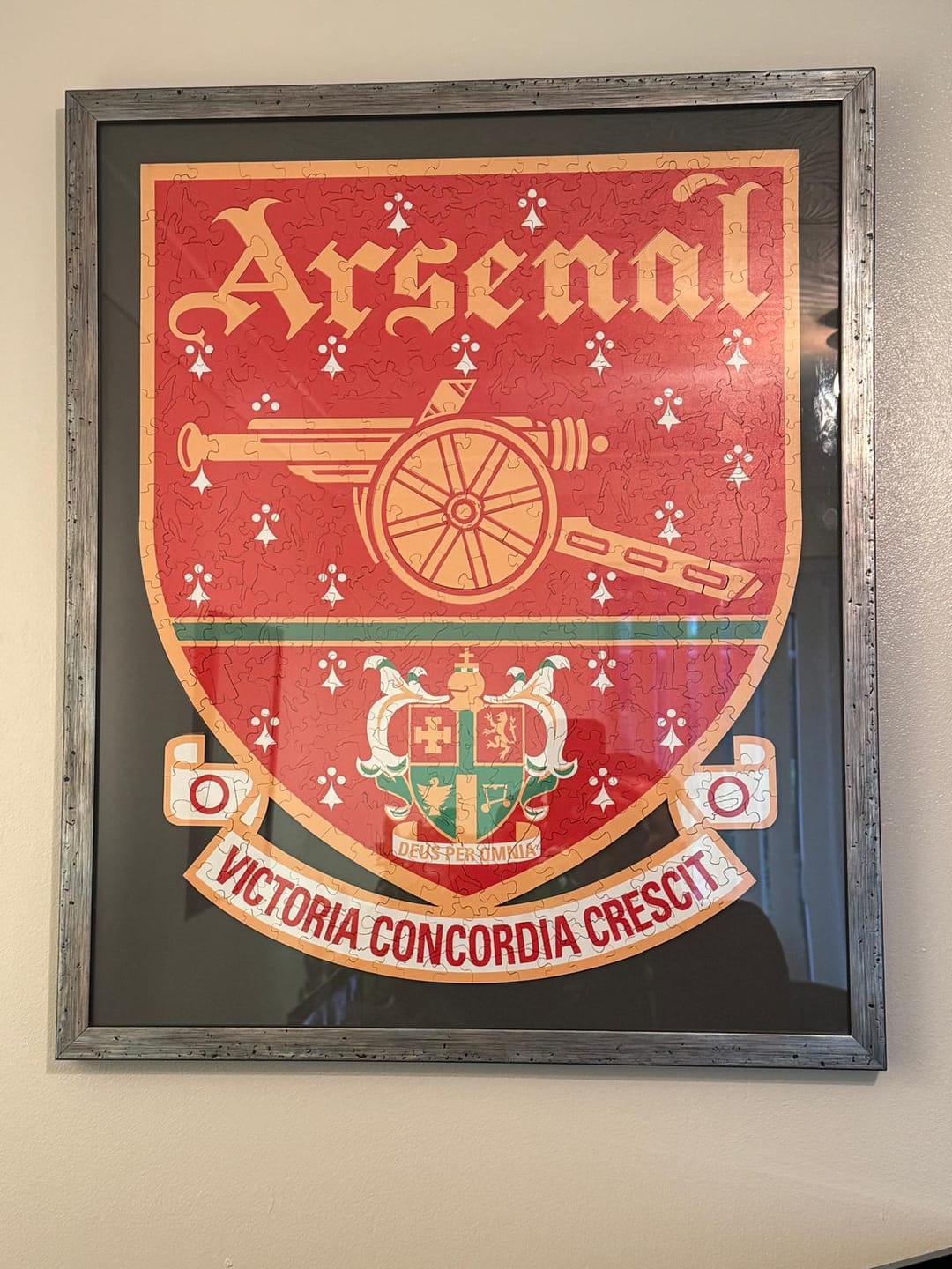 Customer photo review of Arsenal FC® Retro Crest - Wooden Puzzle
