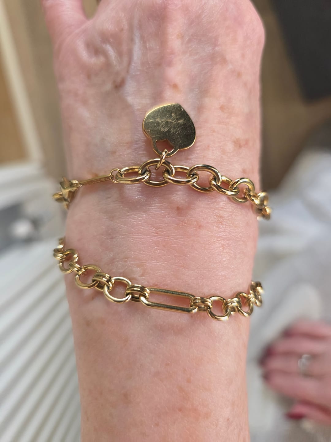 Customer photo review of Eternal Link Chain Bracelet