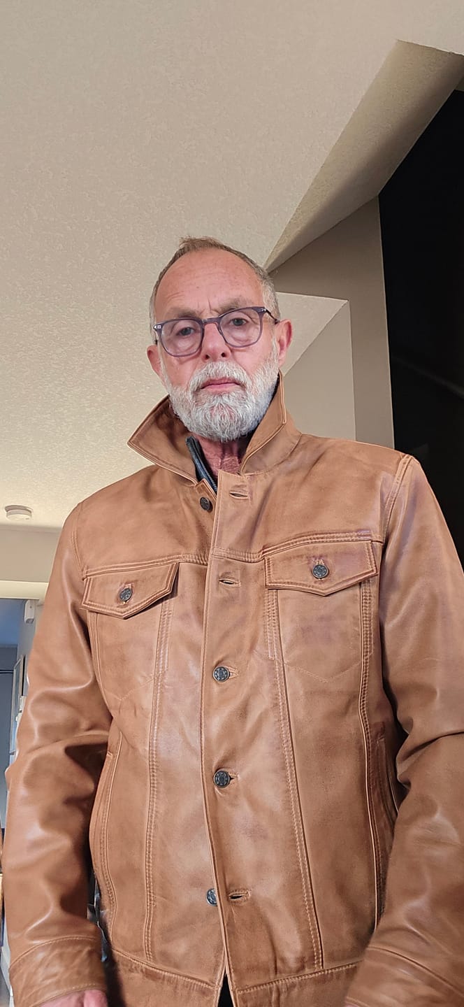 Customer photo review of Men's Real Leather Camel Brown Trucker Jacket