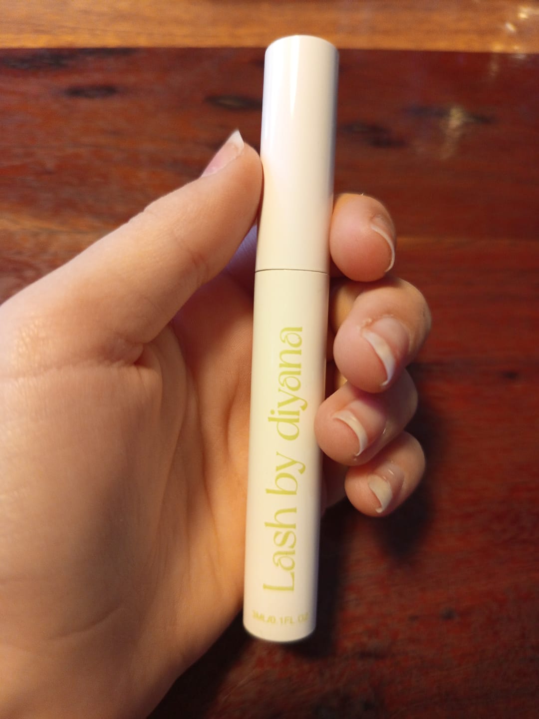 Customer photo review of Sérum pour croissance de cils - Des cils plus longs et plus épais naturellement !