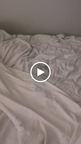 Customer video review of MarshMellow Comforter
