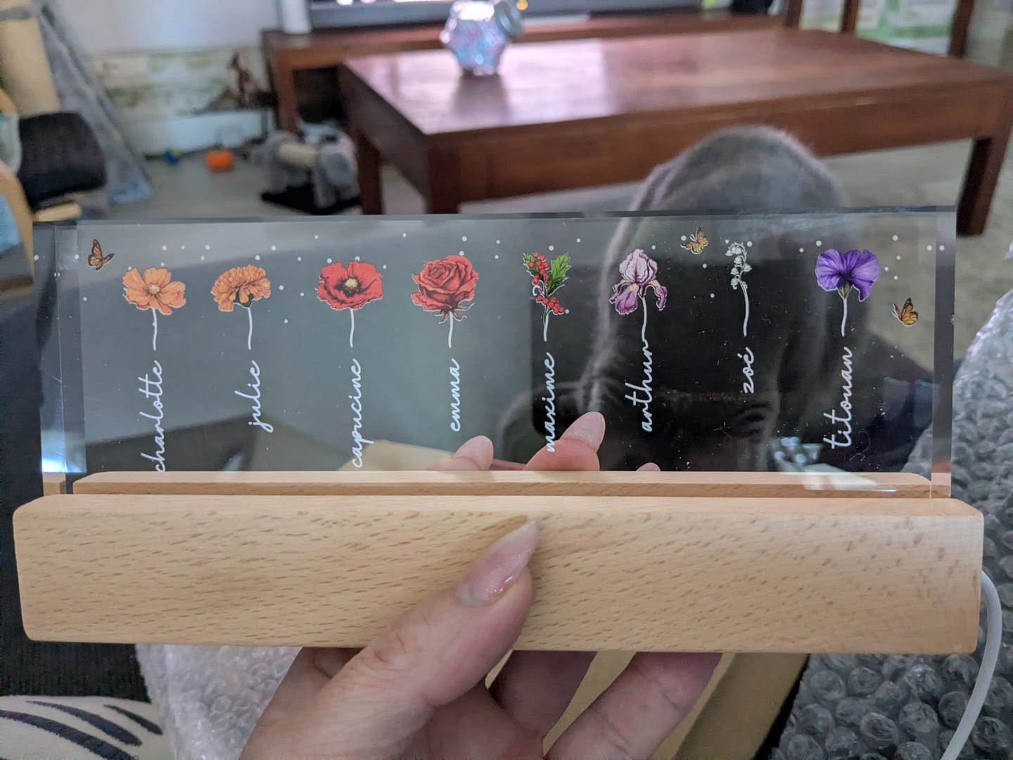 Customer photo review of Le Jardin de Mamie - Plaque LED acrylique personnalisée avec fleurs pour Maman et Mamie