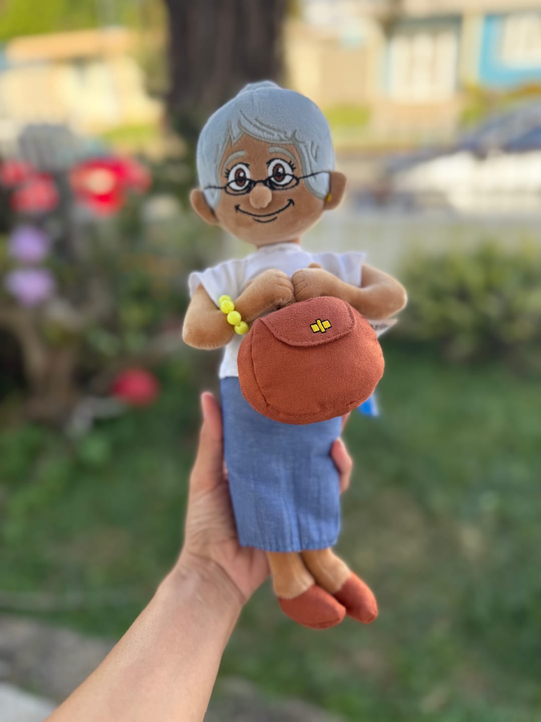 Customer photo review of La Abuela | Peluche