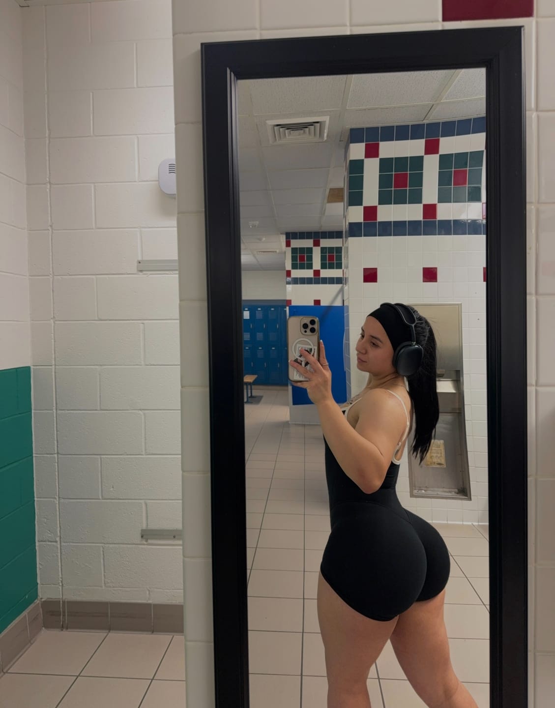 Customer photo review of W7003 - Golds Iron Legacy Bodysuit