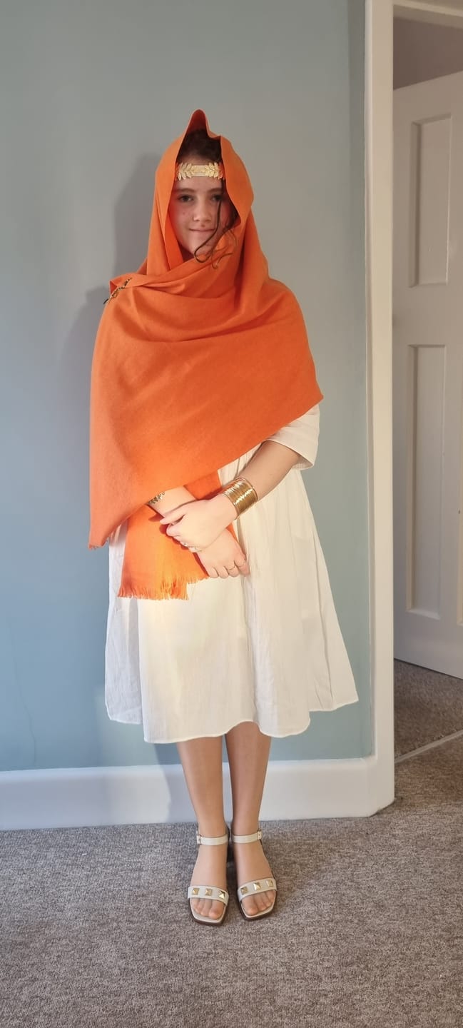 Customer photo review of Buddha Stones Embroidery Geometry Half Sleeve Women's Midi Dress With Pockets