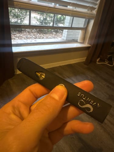 Customer photo review of Disposable Vape 2G Delta 9 Green Crack Indica