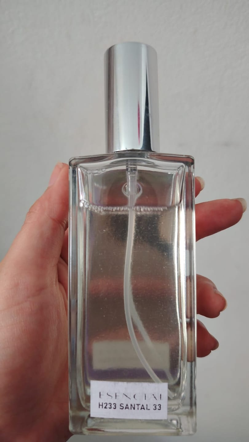Customer photo review of H233 Inspirado en: Santal 33 - Le Labo