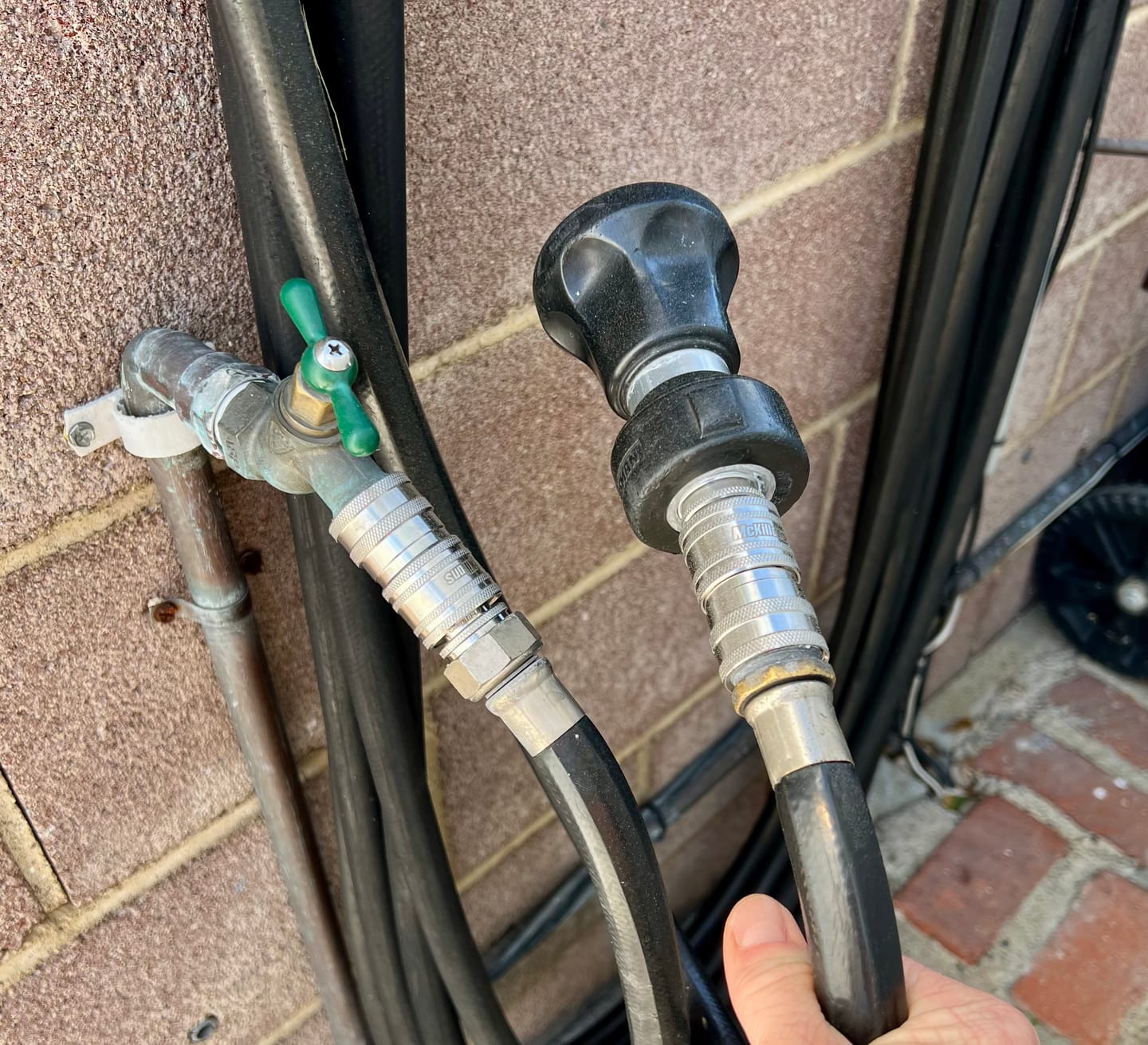 Customer photo review of Automatic Garden Hose Quick Connects