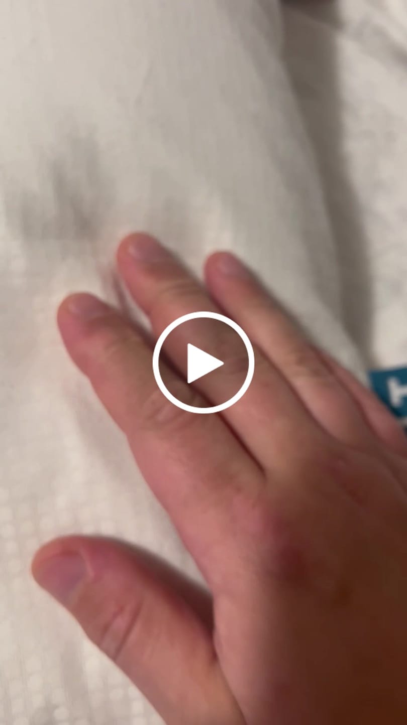 Customer video review of Pernă Puf Rece Frea