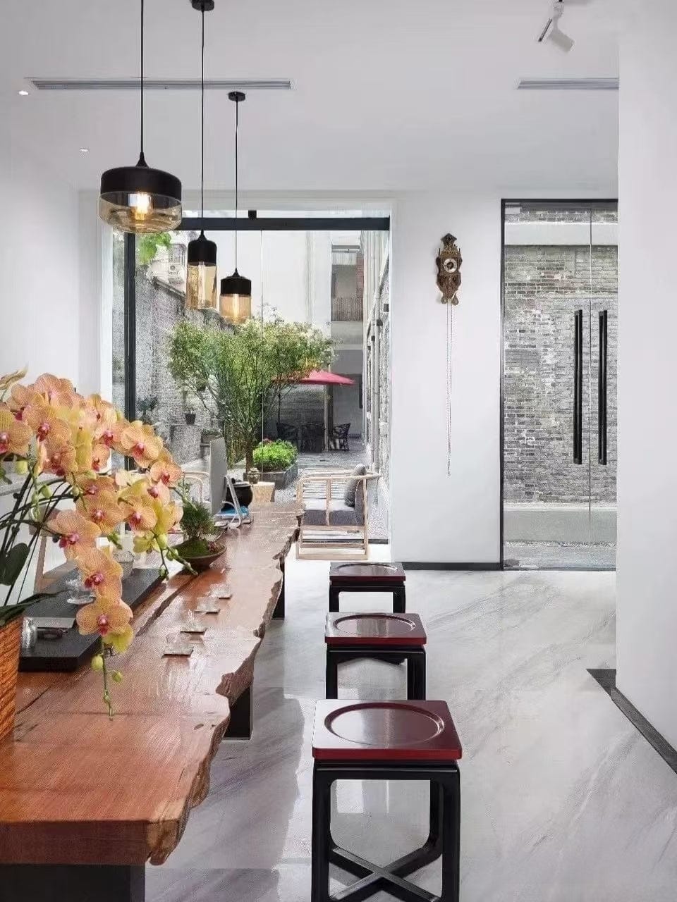 Customer photo review of Umbra Quartet Pendant Light