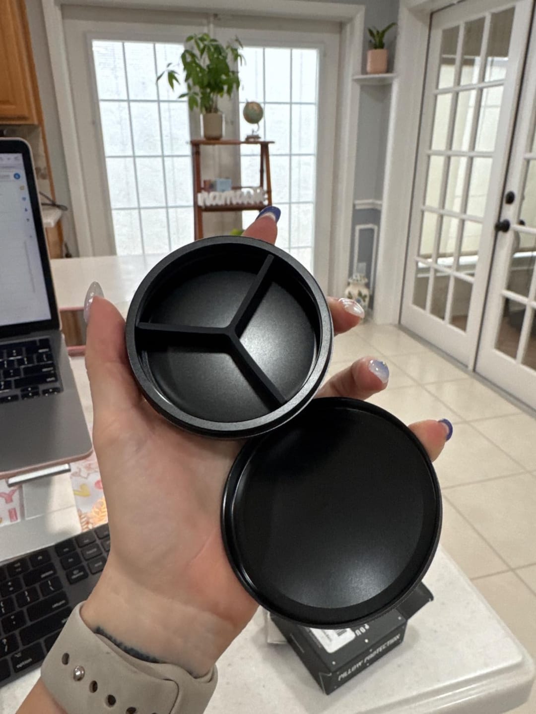Customer photo review of The Gentlemen’s Can - Leather-Faced Insignia Edition