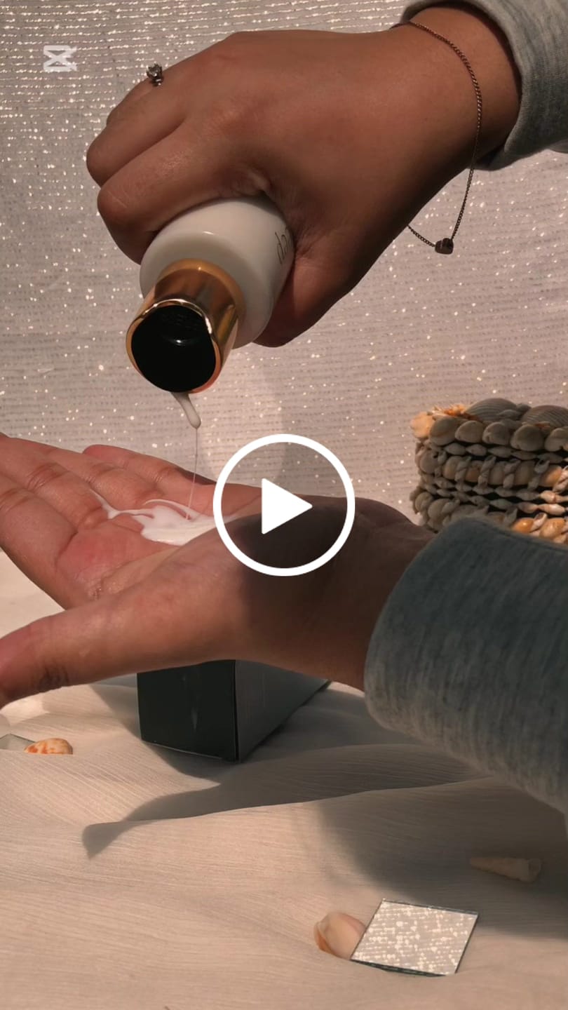 Customer video review of DREAM GLAZE - Peptide Milk Toner