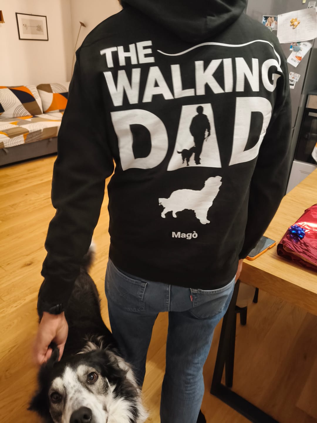 Customer photo review of The Walking Dad - Felpa personalizzata