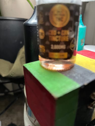 Customer photo review of Gold Spectrum CBN & CBD 2,000mg Tincture
