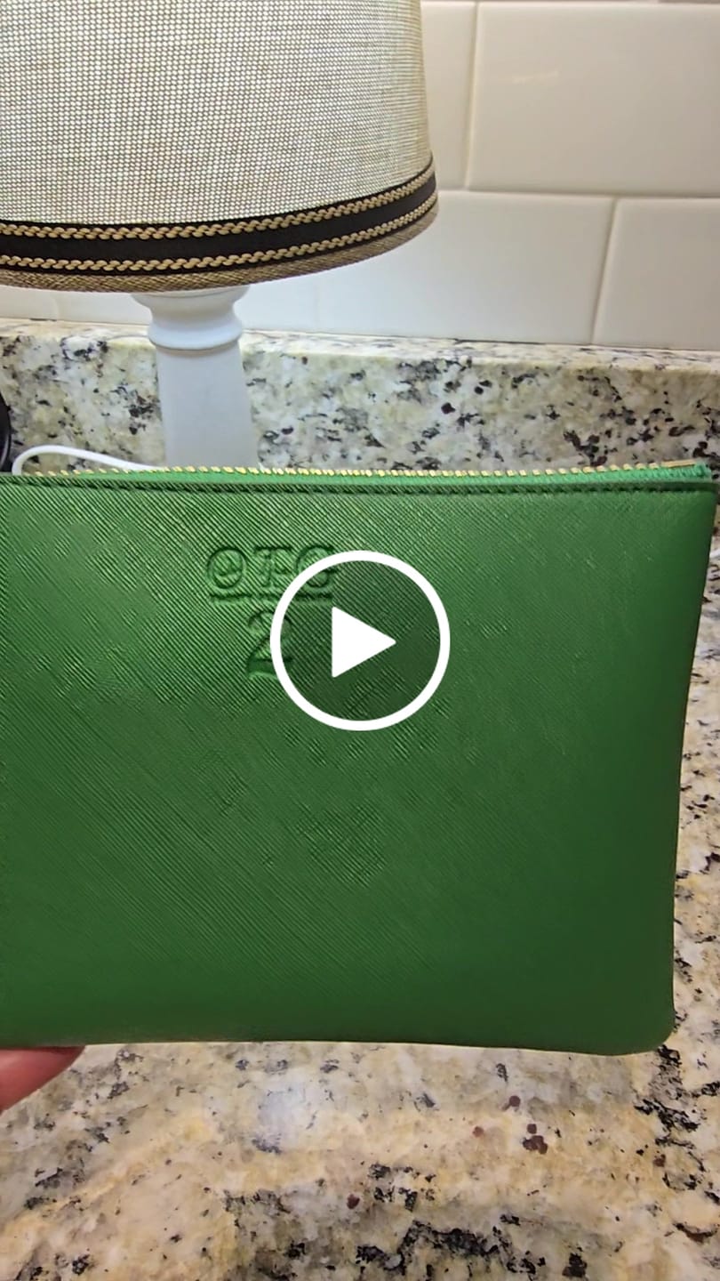 Customer video review of #2 Green Pouch