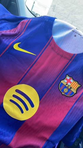 Customer photo review of BARCELONA Local 2025/26