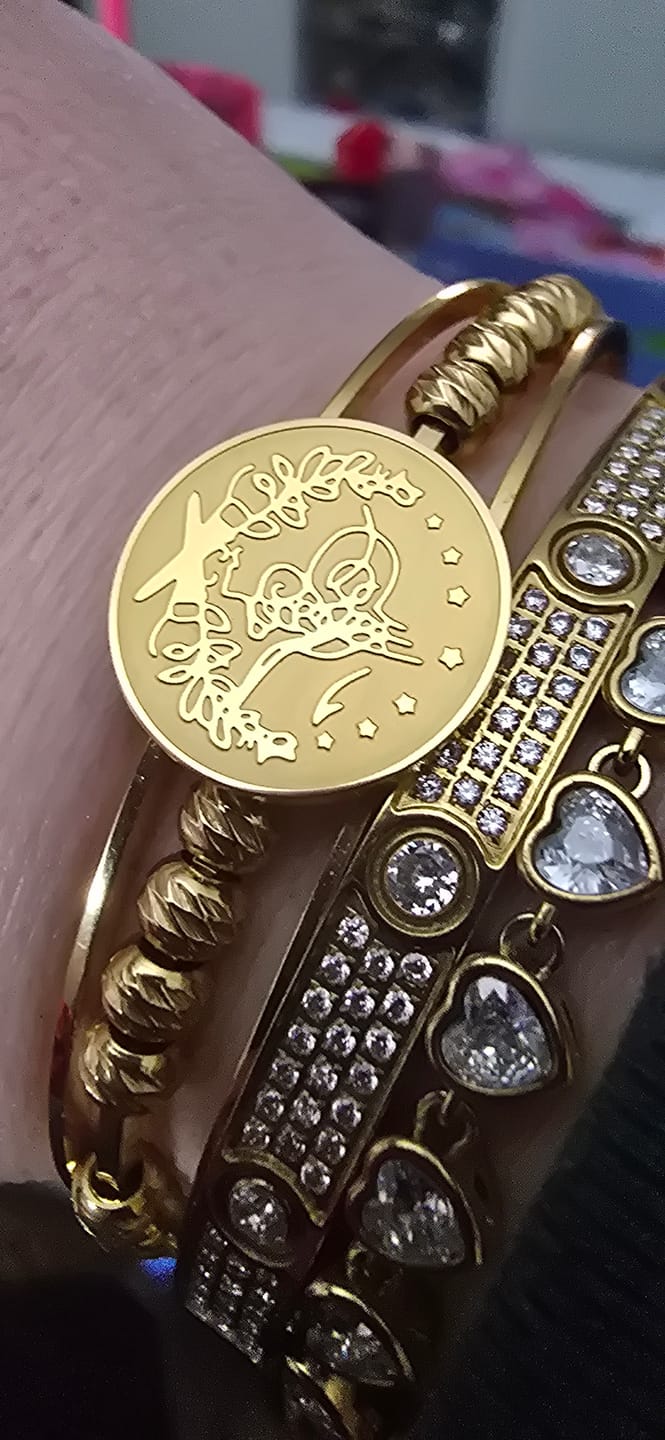 Customer photo review of Oriental Armreif | 18K vergoldet