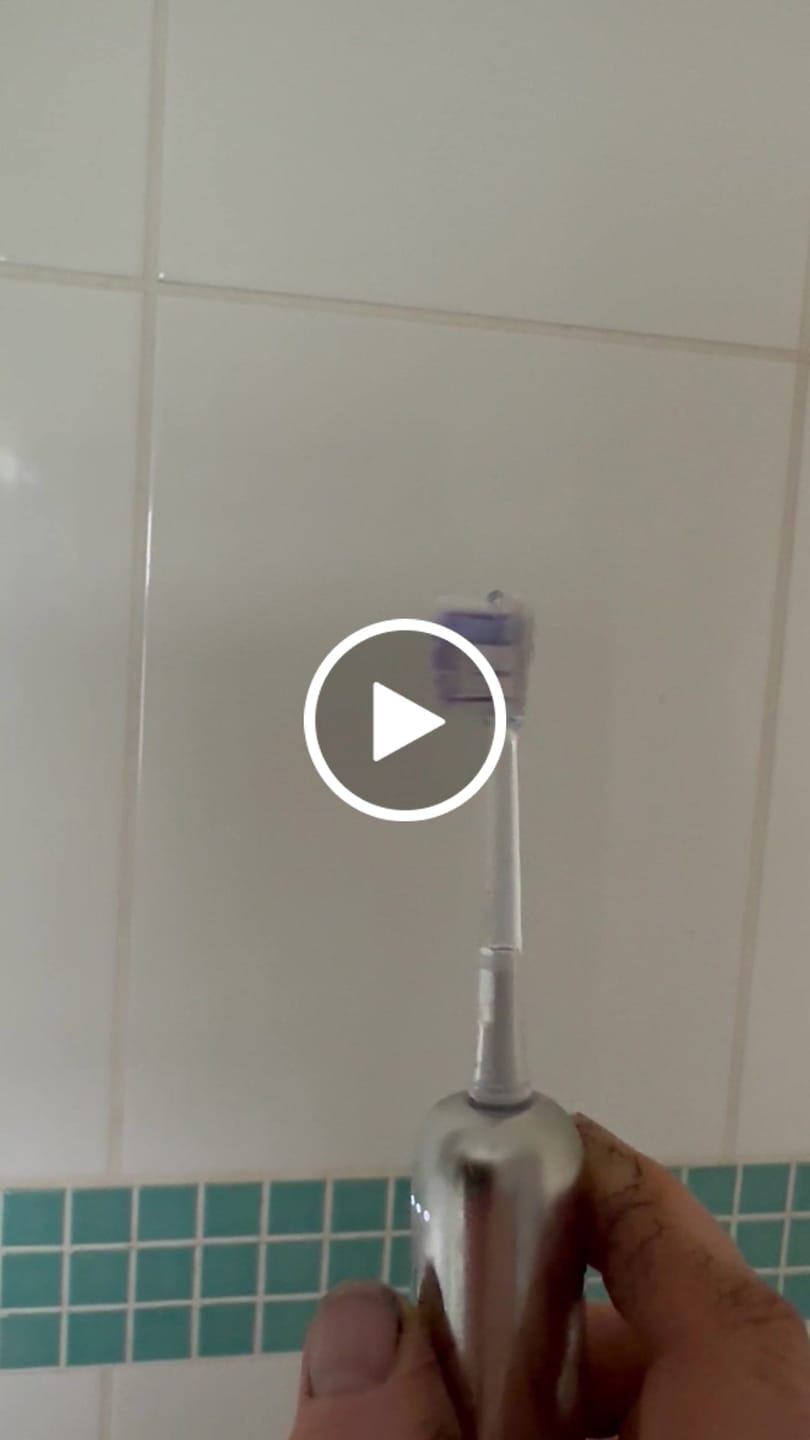 Customer video review of Laifen Wave Toothbrush Heads