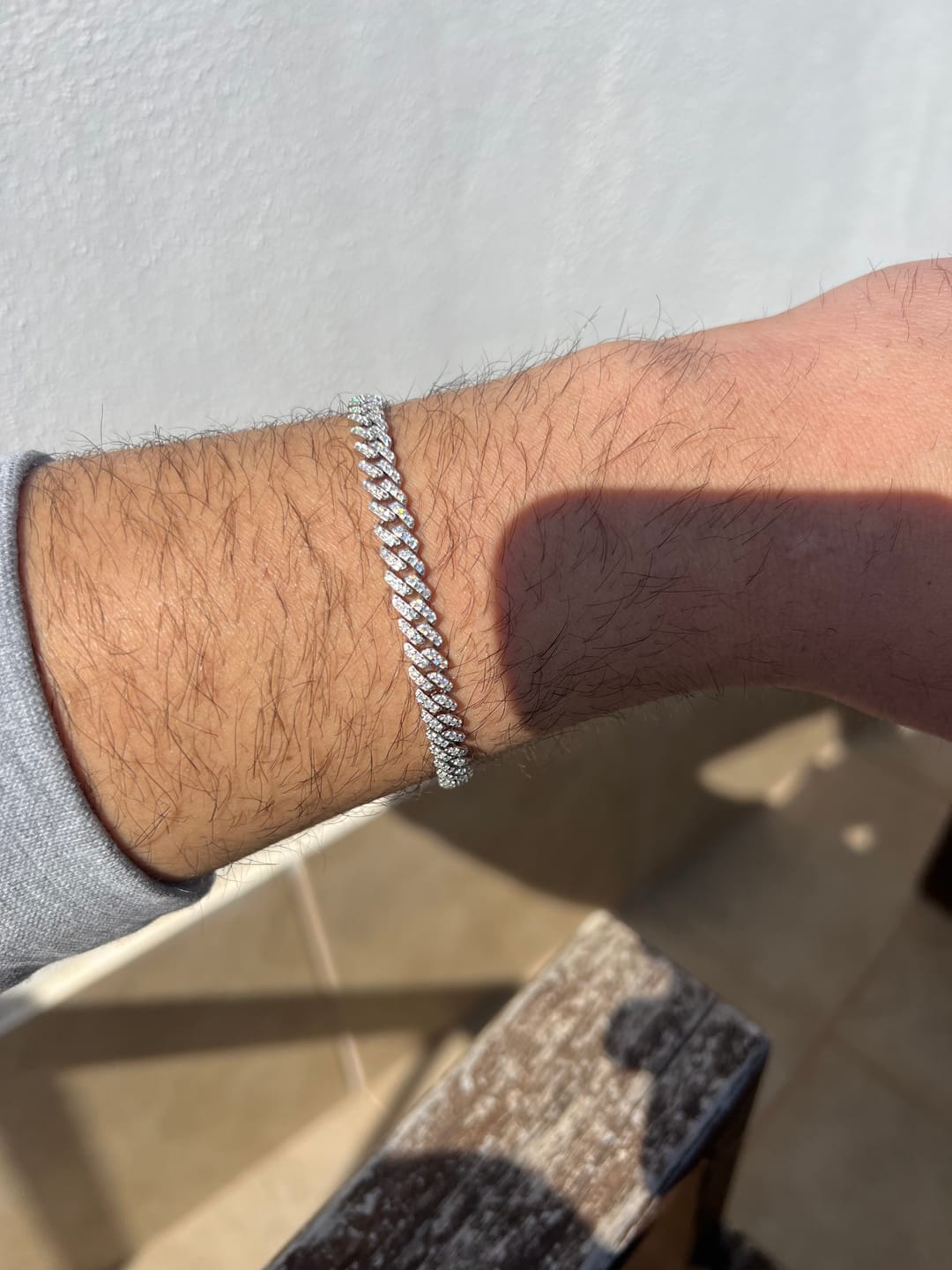 Customer photo review of Pulsera Cubana De Moissanita De 6mm