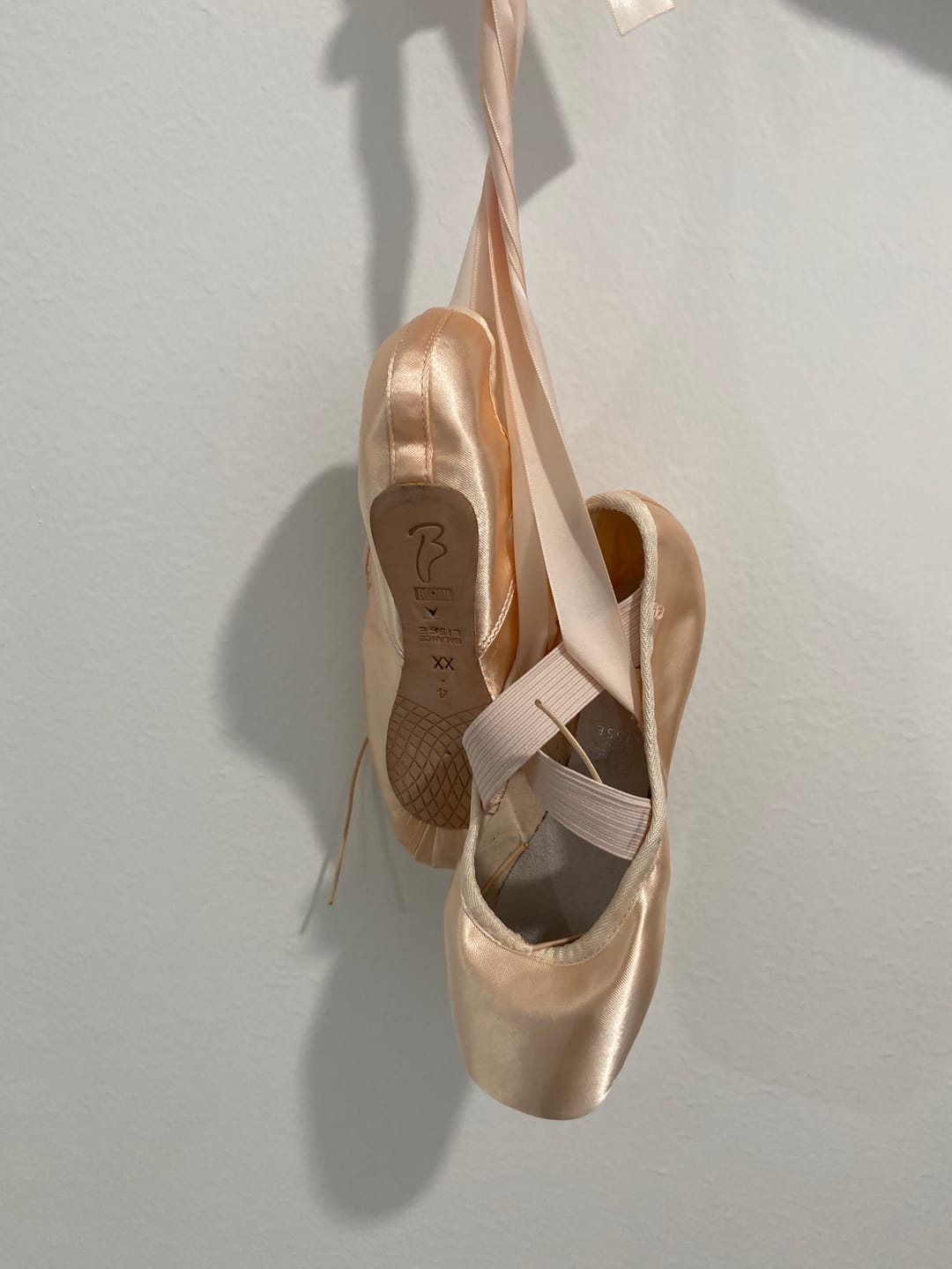 Customer photo review of Balance Lisse Arch Enhanced Pointe Shoe - Pink