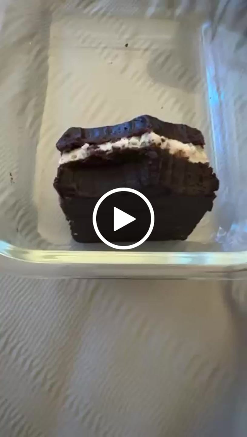 Customer video review of Extra-OREO-dinary