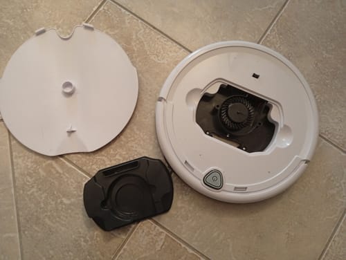Customer photo review of HOME BUDDY –  Der 3 in 1 Saugroboter mit Wischfunktion