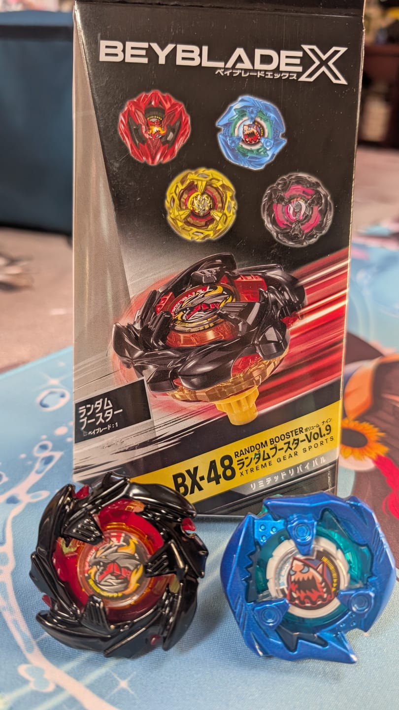 Customer photo review of (Pre-Order) Takara Tomy BX-48 Metal Coat Edition Random Booster Vol. 9