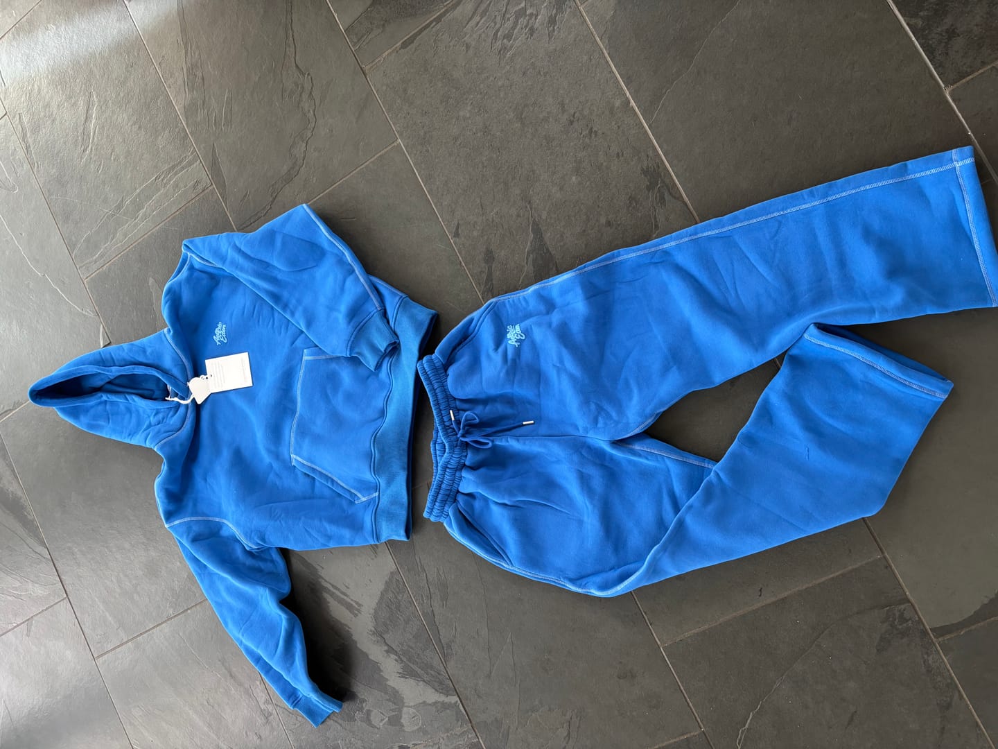 Customer photo review of Soufflé Classic Hoodie Sets
