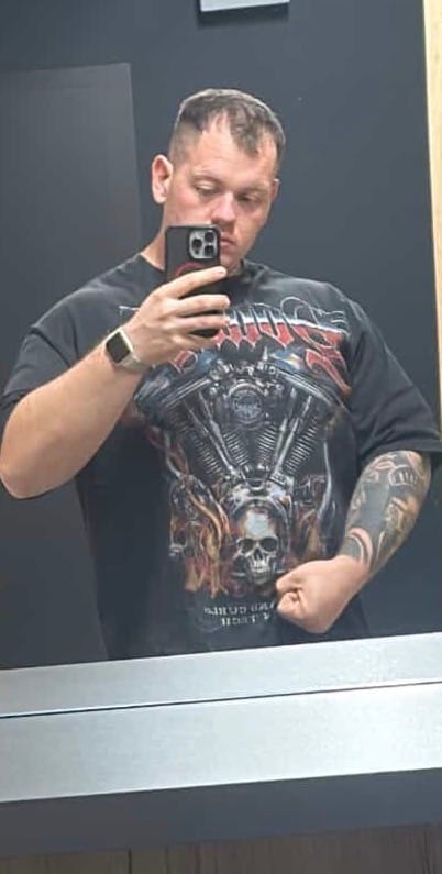 Customer photo review of 4103 - Cars & Curls - Tees