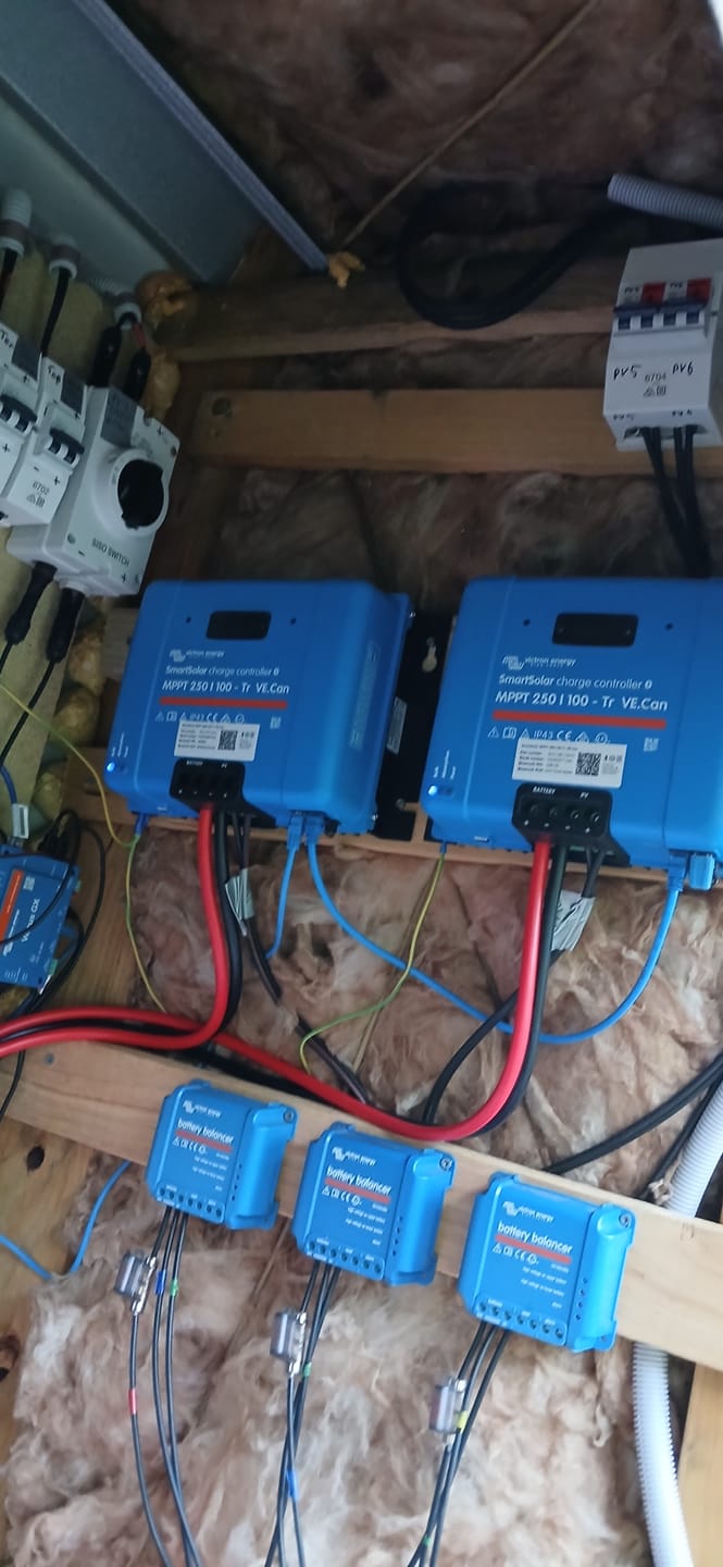 Customer photo review of Victron SmartSolar MPPT (All Models)