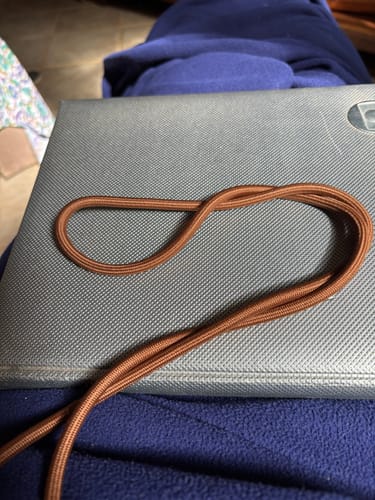 Avaliação com foto de um cliente sobre Cordinha Nora | Mocha Mousse