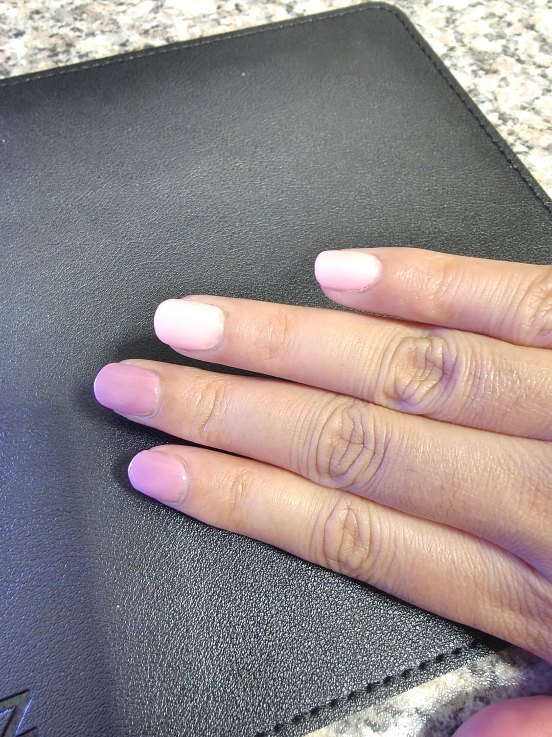 Customer photo review of Limited Edition 5 - Mood Change Berry Dipping Powder