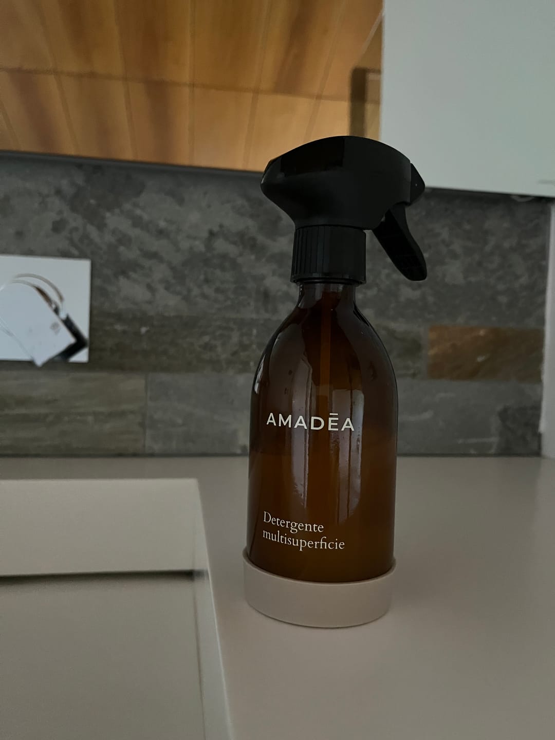 Customer photo review of Detergente multisuperficie "Cotone di Camelia" - Ricarica da 1L