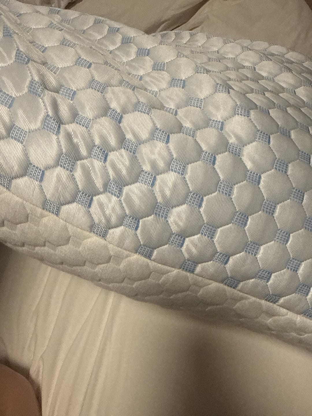 Customer photo review of ComfortPillow 2.0 - Den justerbare hovedpude (PAKKETILBUD 2 STK.)